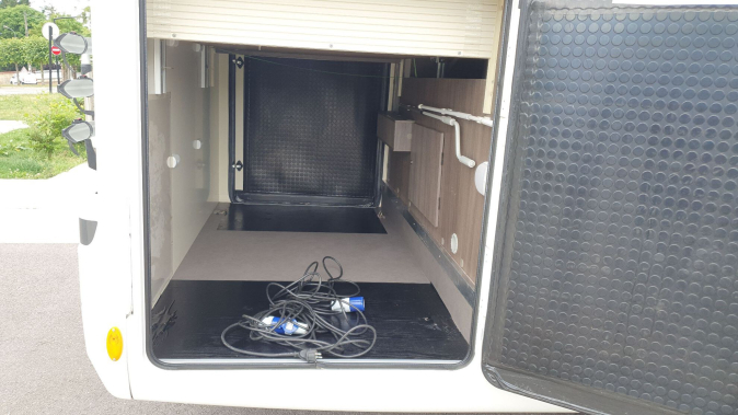 photos.accessories_ext