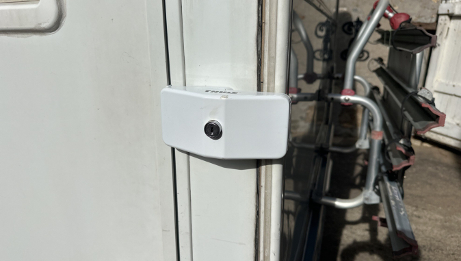 photos.accessories_ext