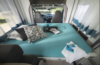 Ford CHAUSSON Flash 610 limited edition image