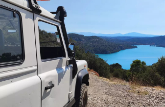  LAND ROVER DEFENDER image