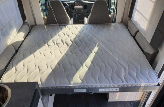 Ford CHAUSSON Titanium premium 720 image