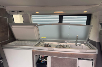 VOLKSWAGEN VOLKSWAGEN CALIFORNIA image