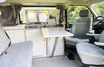 Volkswagen WESTFALIA California Coach image