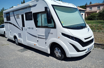 Fiat MC LOUIS NEVIS 370 image