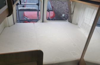 RENAULT FONT VENDOME EVASION image