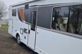 Citroen BURSTNER LYSEO I 734 G HARMONY LINE 130 CH image