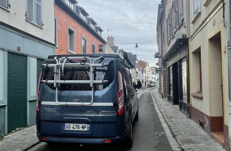 RENAULT FONT VENDOME ESCAPADE image