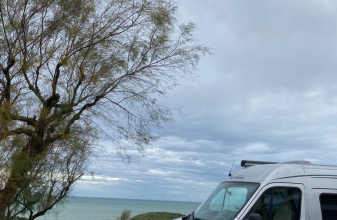 RENAULT FONT VENDOME EVASION image