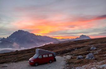 Volkswagen WESTFALIA California image