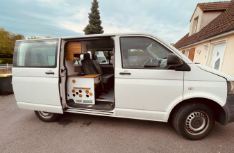 Volkswagen VOLKSWAGEN KIWI image