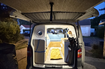 Volkswagen TRANSPORTEUR T5 image