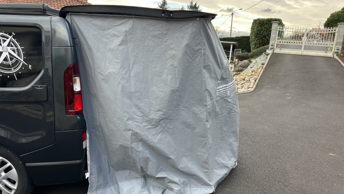 photos.accessories_ext