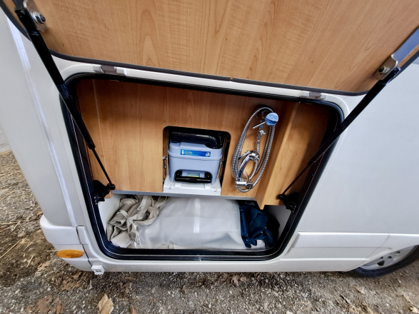 photos.accessories_ext