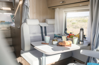 Citroen CARADO V337 image