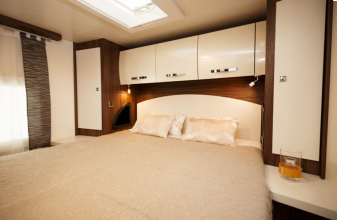 Ford BENIMAR Tessoro 494 image