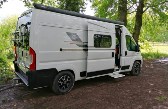 FIAT RANDGER VANS image