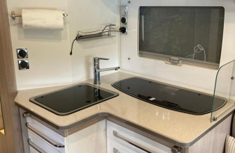  RAPIDO SERIE 8 image