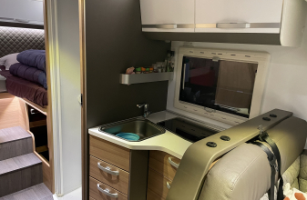 Citroen ADRIA Matrix 670 SL image