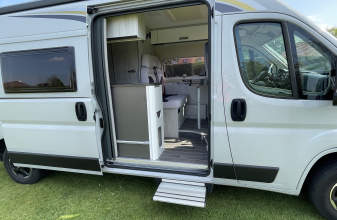 Fiat CI (CARAVANS INTERNATIONAL) KYROS 5 limited edition JTD 140 image