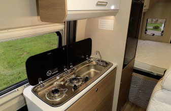  MC LOUIS MENFYS image