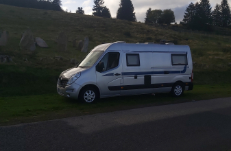 RENAULT FONT VENDOME EVASION image