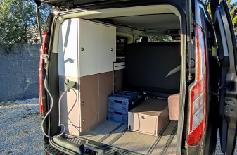 Ford BURSTNER Transit image