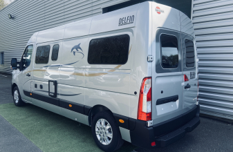 Renault BURSTNER Delfin C 621 image