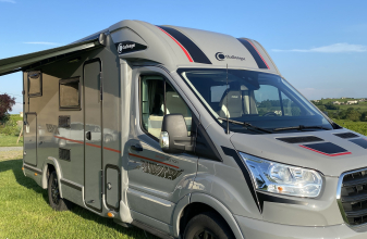 Ford CHALLENGER S 217 image