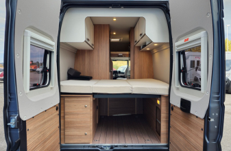 FIAT WEINSBERG CARABUS image