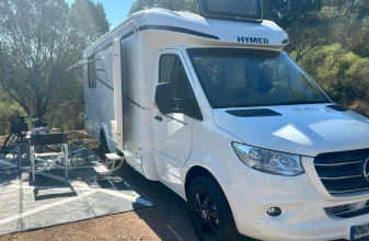 Mercedes HYMER T695 image