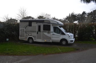 Ford CHAUSSON 650 image