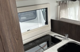 FORD BENIMAR TESSORO image