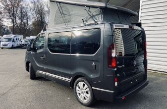 Renault BURSTNER Playa C 500 image