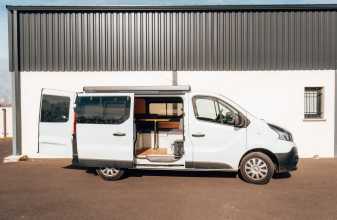 RENAULT ADRIA MINI-VANS image