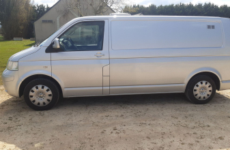 VOLKSWAGEN TRANSPORTEUR image