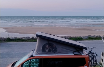 Ford FONT VENDOME Auto campeur  image