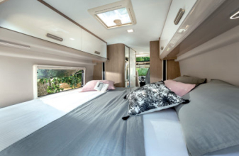 Fiat CHAUSSON V690 image