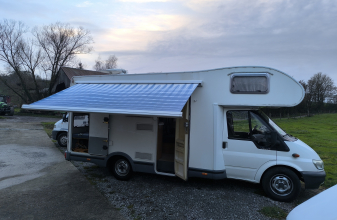 FORD CHAUSSON FLASH image